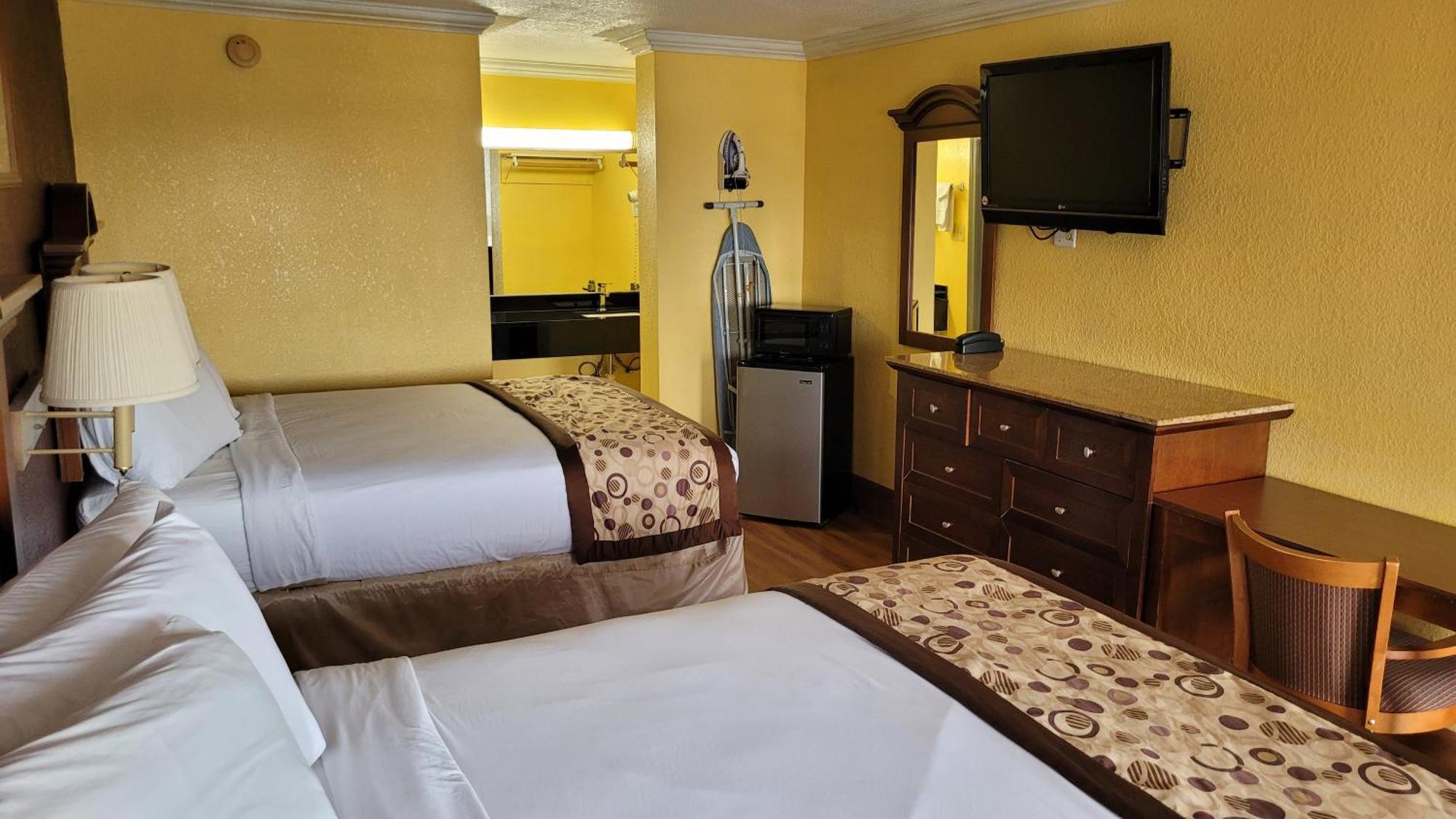 Americas Best Value Inn Frost Bank Center San Antonio Extérieur photo
